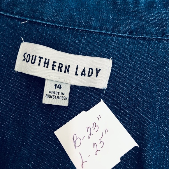 Denim Vest Bust 46" Studded Rivets 2 Chest Pockets - Picture 6 of 8